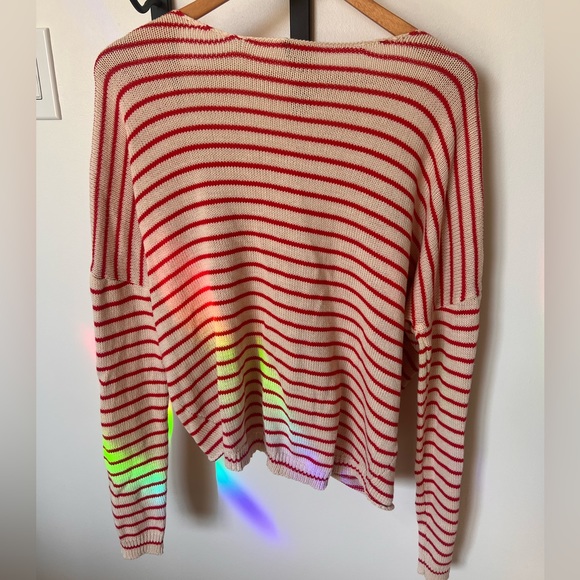 COPY - Cropped open back sweater - Picture 1 of 4